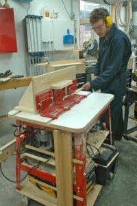 Download Plans and Save Money With a Router Table Image